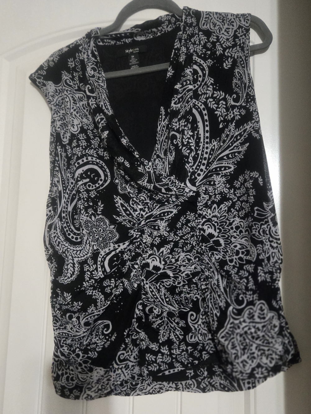 Style & Co. Black and White Paisley Sleeveless Blouse